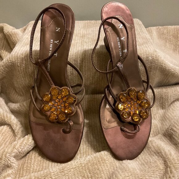 NYT By New York Transit Wedge Heel Sandal - Size 8M - Picture 1 of 4